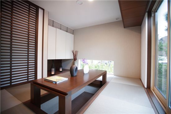 "콘크리트 보다 더 튼튼한 목조주택을 선보입니다"