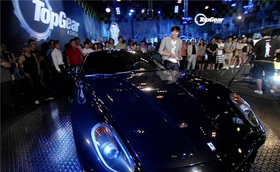 '탑기어 코리아' 첫 회 출연 車값 12억원