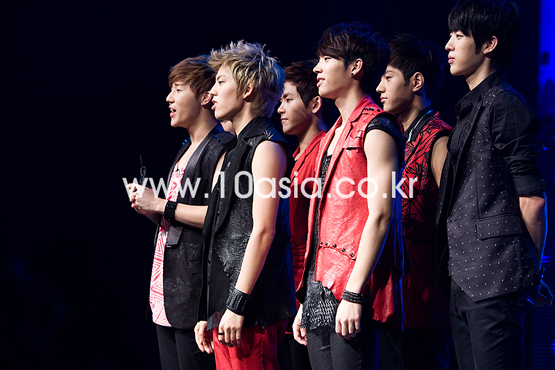 On the scenes of INFINITE's fan meeting