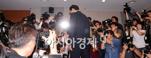 [포토]오세훈, 축쳐진 두어깨