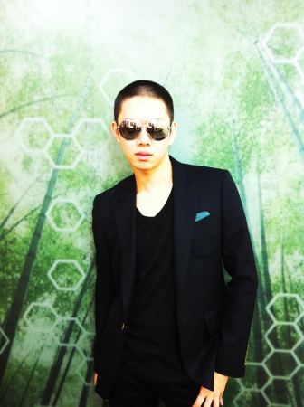 Kim Heechul [Kim Heechul's Twitter account]