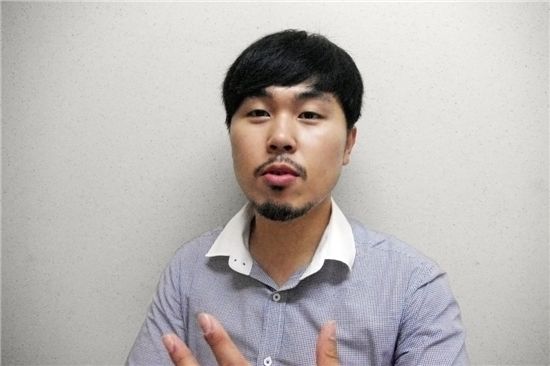 20대 청년 서덕호씨, 교과서 담긴 '앱' 개발