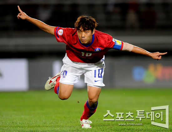 박주영이 최근 아시아축구연맹 C급 지도자 자격증 교육을 이수한 것으로 밝혀져 화제다.