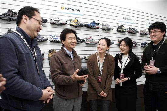 [동정]권동칠 트렉스타 대표, 고용노동부장관 표창