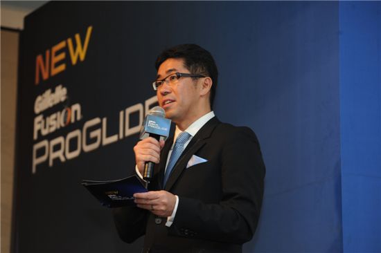 불붙은 면도기 시장