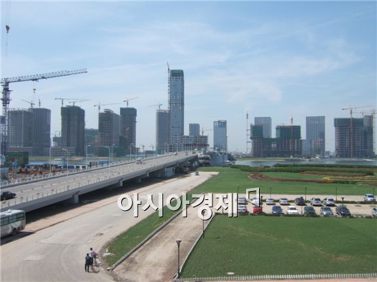 [르뽀] 중국 간 송영길 시장 '복통'에 시달리다