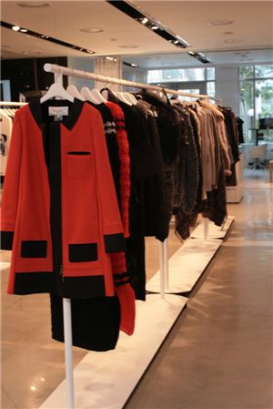 【스타일 리포트】트렌드의 제국, 감각의 완성  