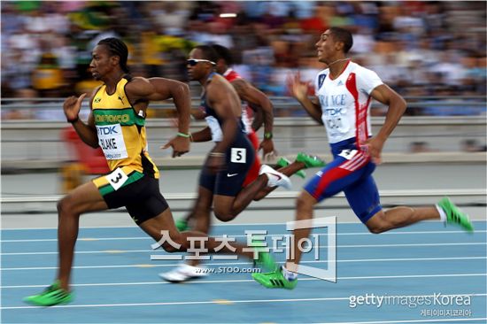 얼룩진 육상계, '볼트의 시대'가 돌아왔다 