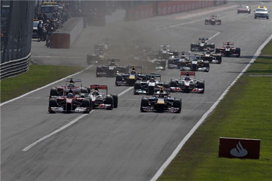 '2011 F1 이탈리아 그랑프리' 질주 모습.