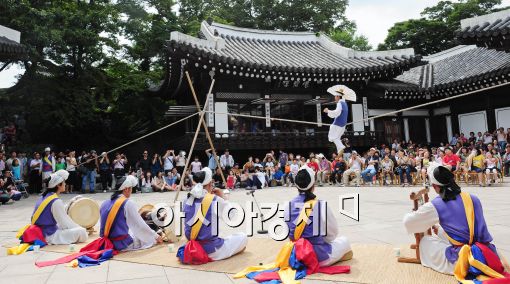 [포토]신나는 외줄타기 