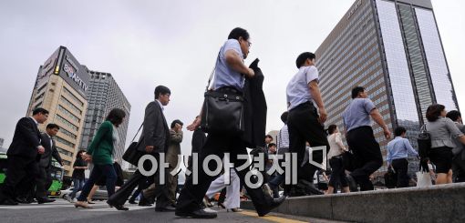 [포토]연휴 끝 다시 일터로~