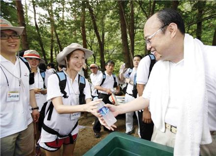 한화 ‘3040’ 신화 일군 김승연회장의 ‘매직경영’