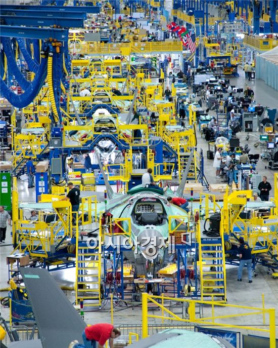 최신예 F-35스텔스기 이렇게 만들어진다