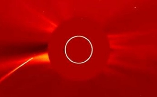 자살 혜성 포착…"태양의 중력에 이끌린 뒤 완벽하게 증발"