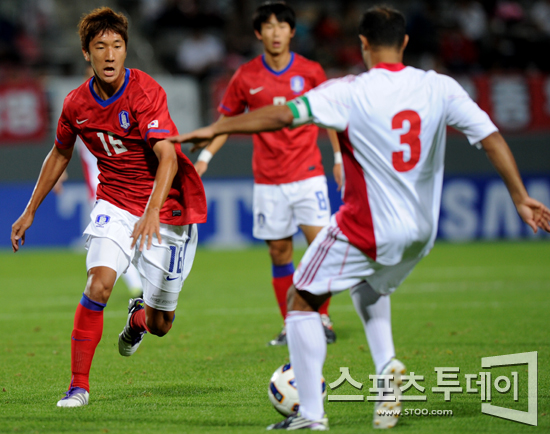 [포토] 정우영 '한 발 늦었네'