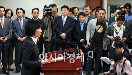 [포토] 생활복지 강조하는 나경원