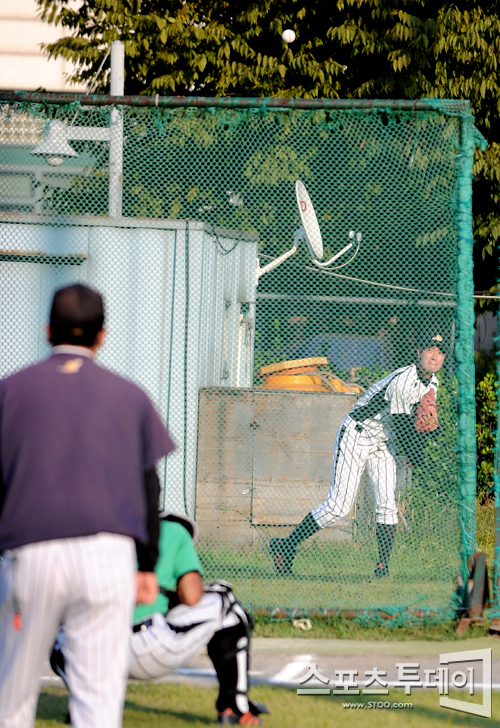 [포토] 김성근 훈련법 '네트 넘기기'