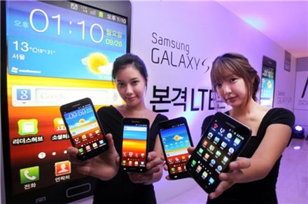 삼성 LTE폰 2종 출시 ‘갤럭시' 가문의 영광 잇는다