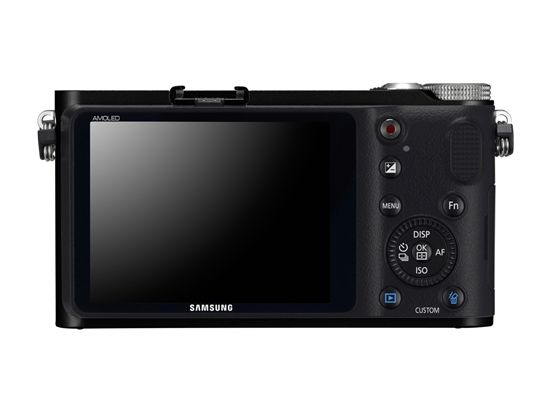 삼성전자, 2030만 화소 미러리스 카메라 'NX200' 출시