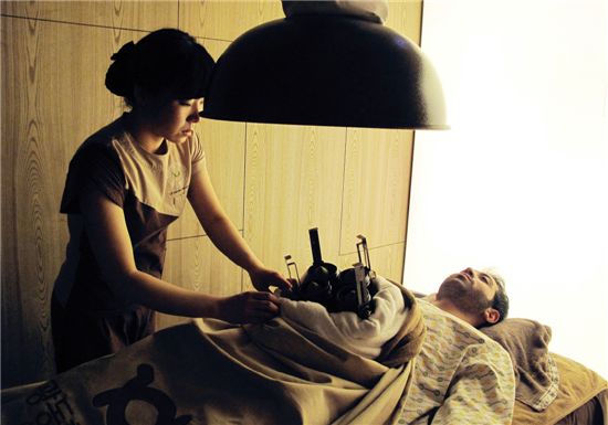 [K-MEDI 열풍]전문-뷰티의 동반성장 투-트랙’ 정책 필요하다