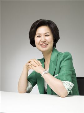 김수영 민주당 양천구청장 예비후보 1위 차지