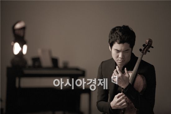 '초심을 잃지 않는다' - 비올리스트 리처드 용재 오닐 인터뷰 