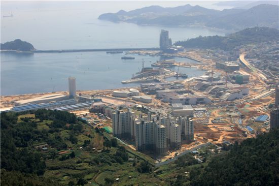 '7부 능선 넘은 여수엑스포' 개막까지 7개월