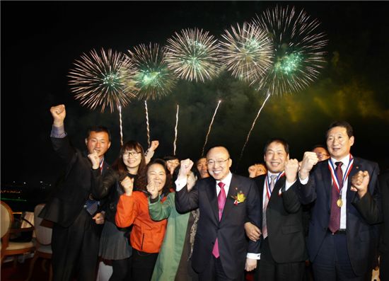 김승연 한화 회장 "대기업형 사업위주로 재편"