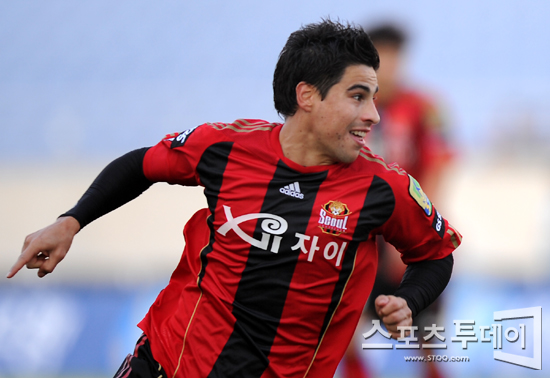 [포토] 몰리나 '동점골 터졌다~'