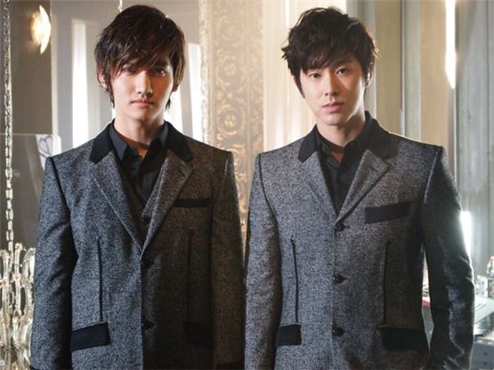 TVXQ [TVXQ's official Japanese website]