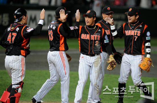 [포토] 롯데 '기다려라 5차전'