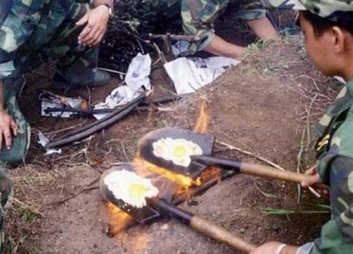 군대식 계란 후라이…"헉! 역시 군대다" 감탄 