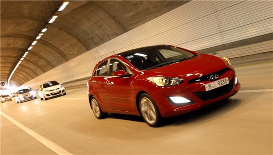 [시승기]'해치백의 아버지' 신형 i30 타보니