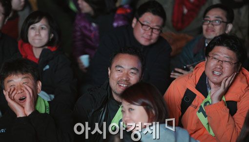 [포토] '광장의 미소'