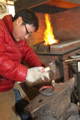 [주말레이싱] 억대연봉 '말굽 장제사' 되려면...