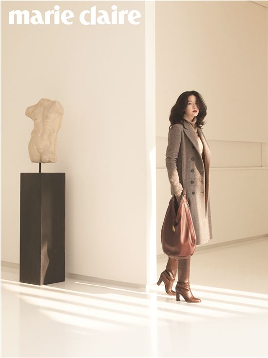 [포토]이영애, 닥스 액세서리와 자선화보 '조각미모'