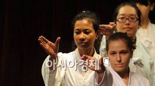 [포토] '외국인들이 선보이는 택견'