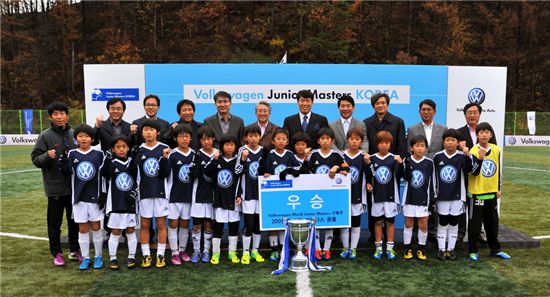 이회택 축구교실, 폴란드 바르샤바行 티켓 거머쥐다