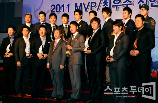 [포토] '2011 프로야구 영광의 얼굴들'