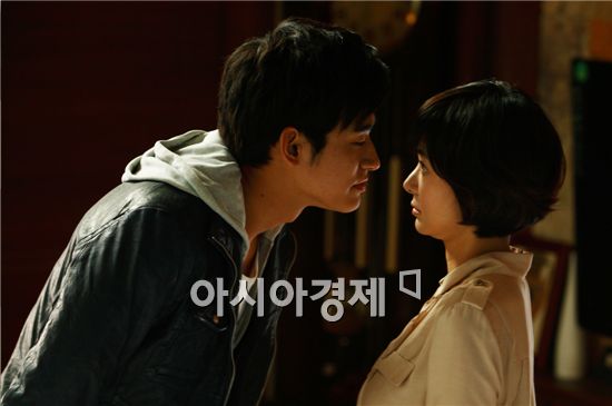 스캔들을 뚫고 나온 사나이 - '사물의 비밀'의 정석원