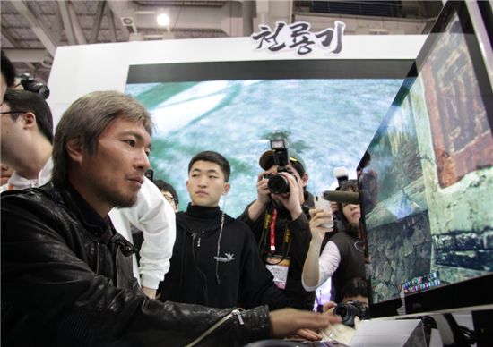 [지스타]임재범, 위메이드 '천룡기' OST 제작