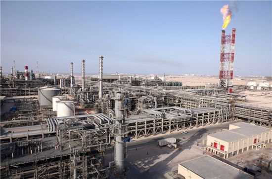 현대중공업은 카타르 라스라판 펄 지역에 완공한 천연가스 액체연료화 시설인 GTL 설비