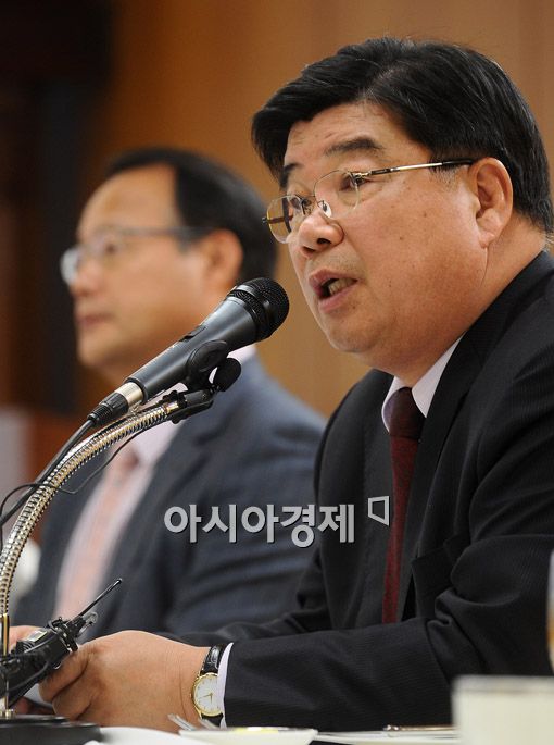 [포토] "금융위기 극복에 큰 보람 느꼈었다"