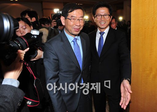 [포토] 조찬 회동 갖는 박원순-김문수