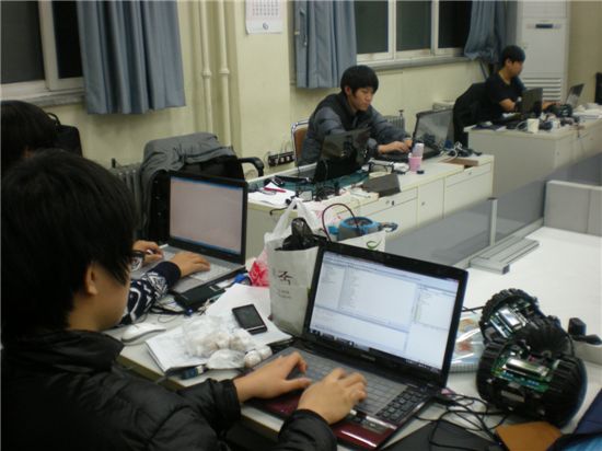 몸값 높아지는 마이스터고…높은 취업률에 인기 ‘상한가’