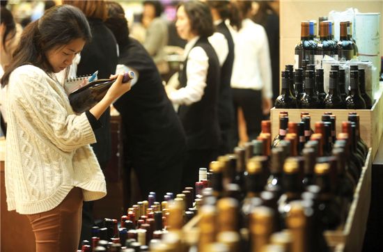 값싼 삼겹살·치즈 좋지만 서비스시장 개방 위기감