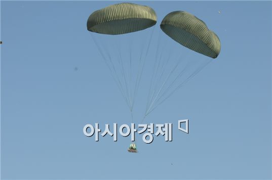 작전차량 적진투입 첫 실시