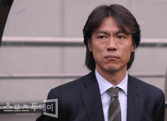 [포토] 홍명보 감독 '사우디 꼭 잡는다!'