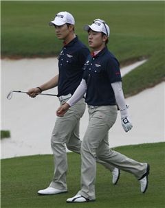 김형성(왼쪽)과 박성준