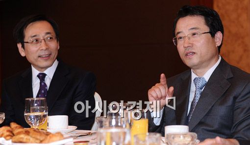 [포토] 권혁세 "외화유동성 약화 조심해야"